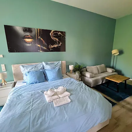 Whirlpool & Relax Am Waldschloesschen Apartment *