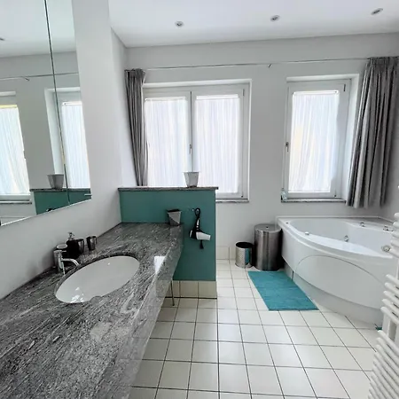 Whirlpool & Relax Am Waldschloesschen Apartment *